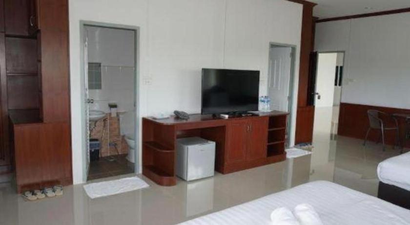 Oyo 75394 Sakthong Grand Hotel Chiang Khong Exterior foto